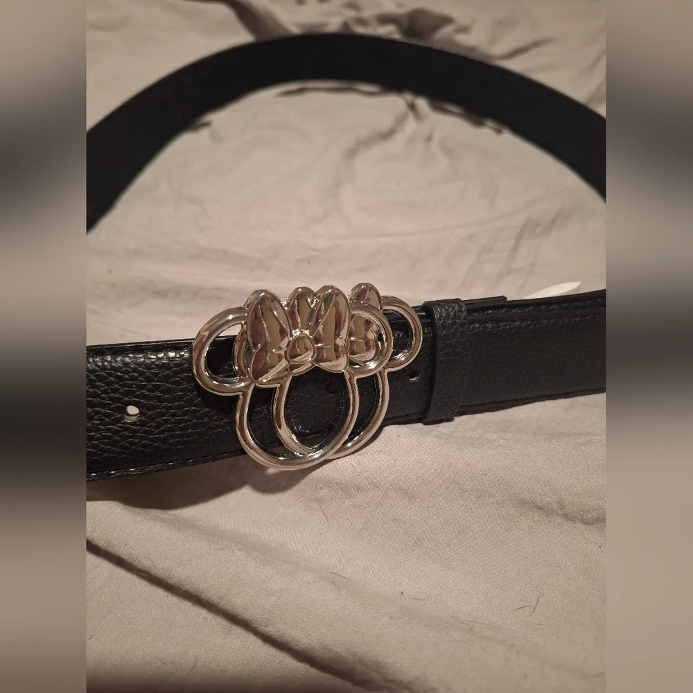 Black Leather Belt with Silver Buckle Minnie Mouse Womens‎